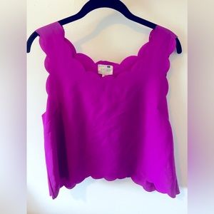 Scallop tank top- brand new